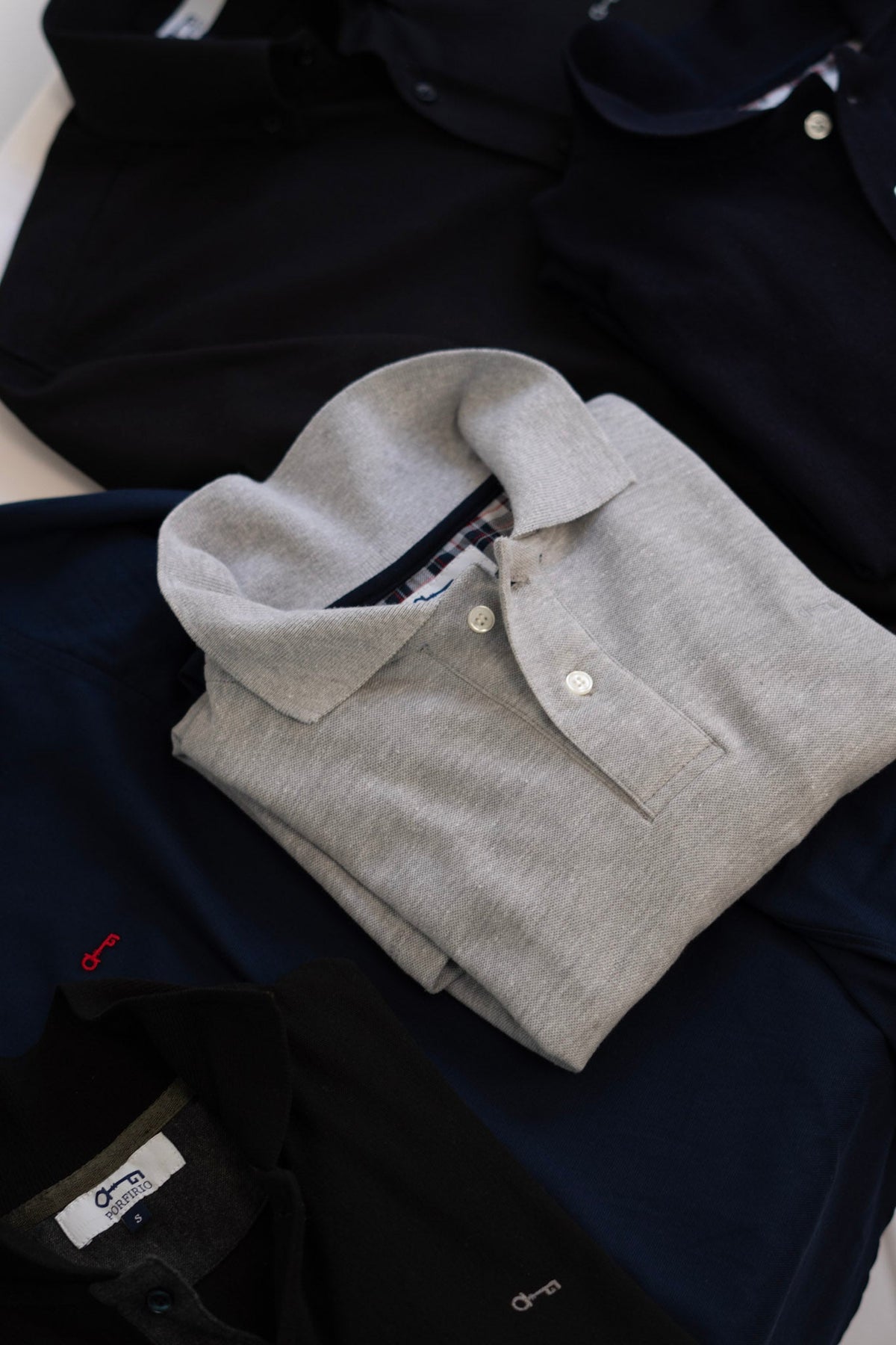Polos