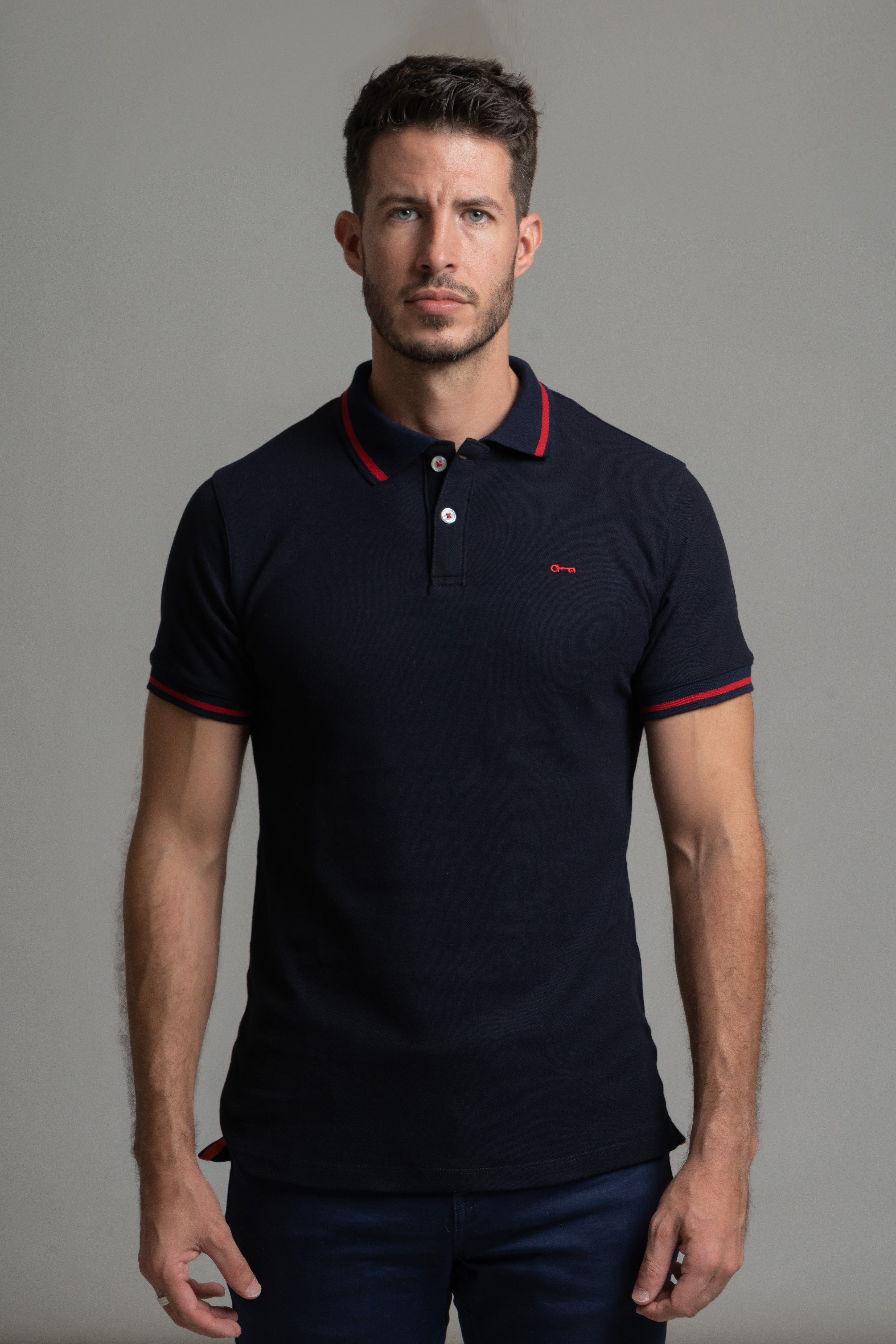 Polo Piqué Marino Cuello Linea Roja