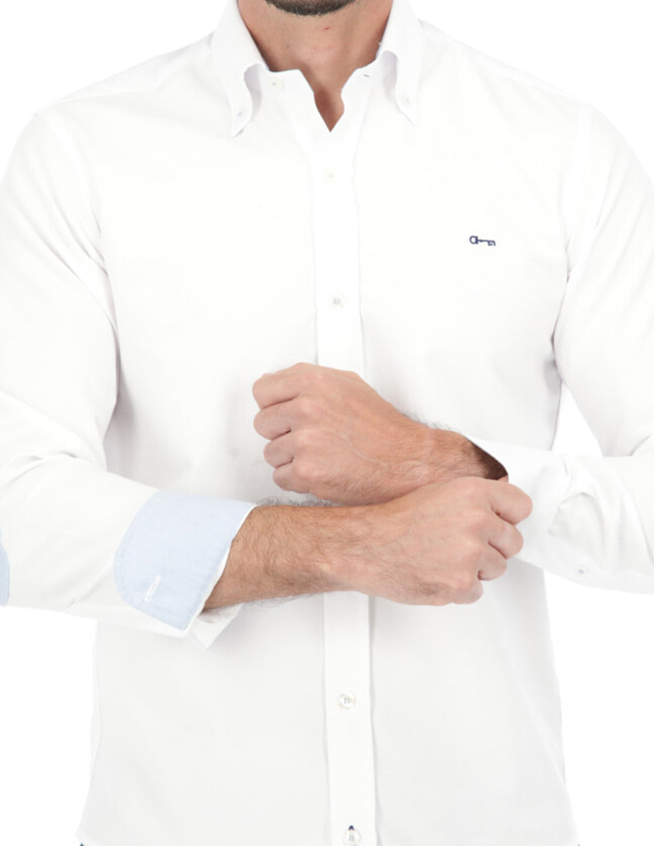 Camisa Blanca Tejido Oxford con Coderas