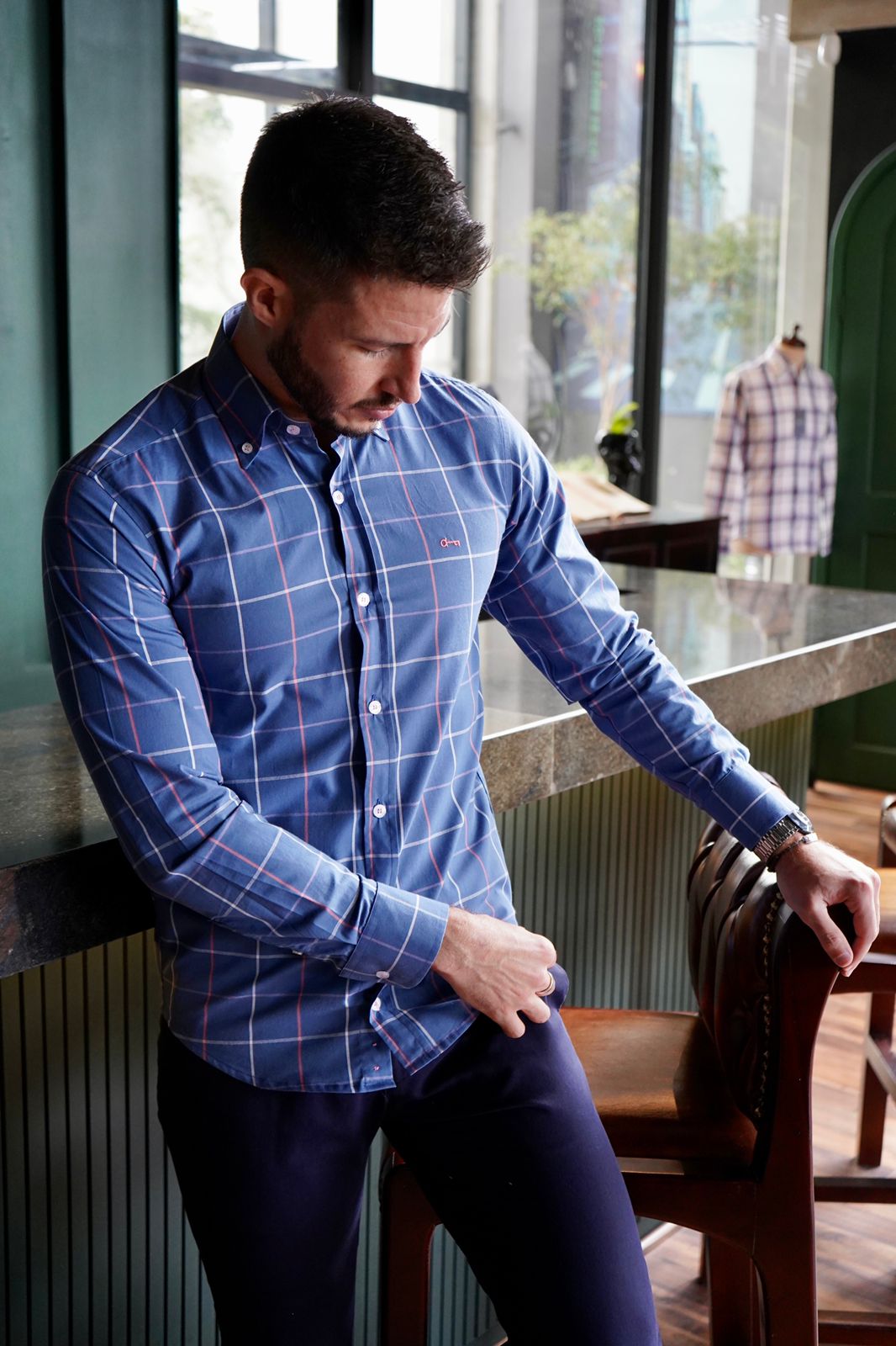 Camisa Azul Lineas Rosa y Lila