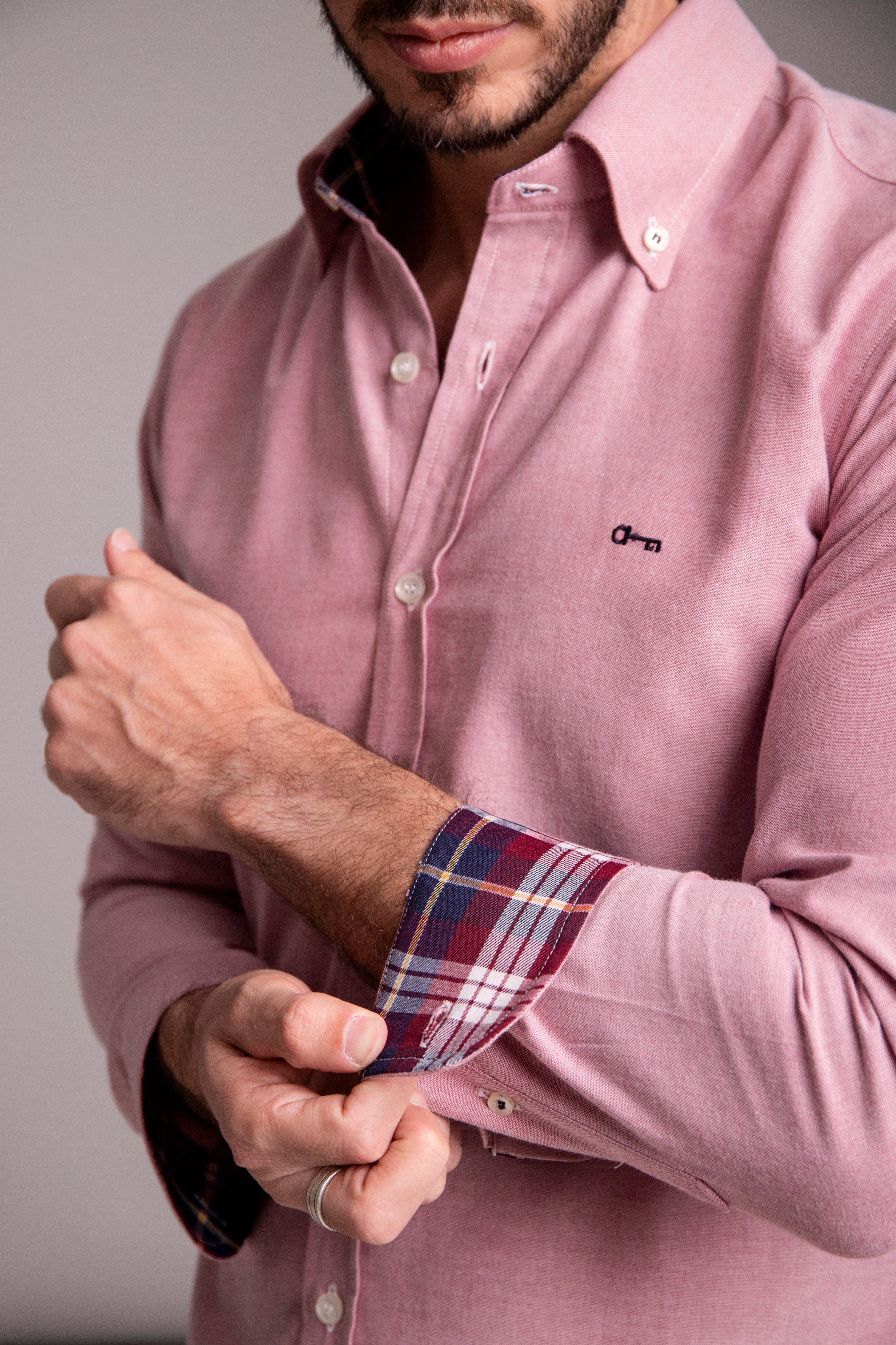 Camisa Oxford Ligero Tinto con Contrastes