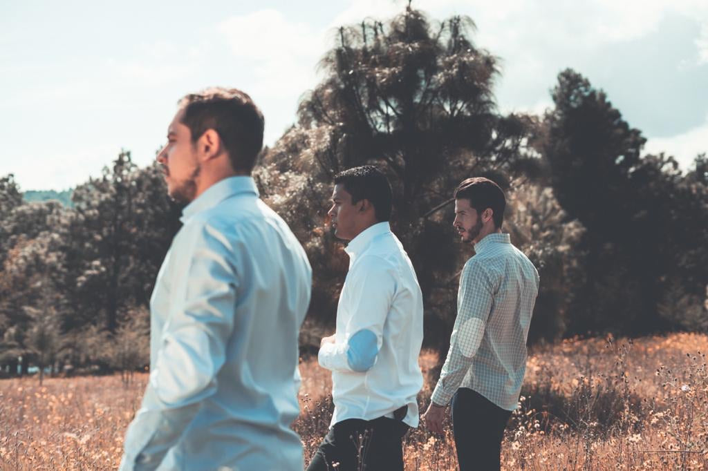 Camisa Blanca Tejido Oxford con Coderas