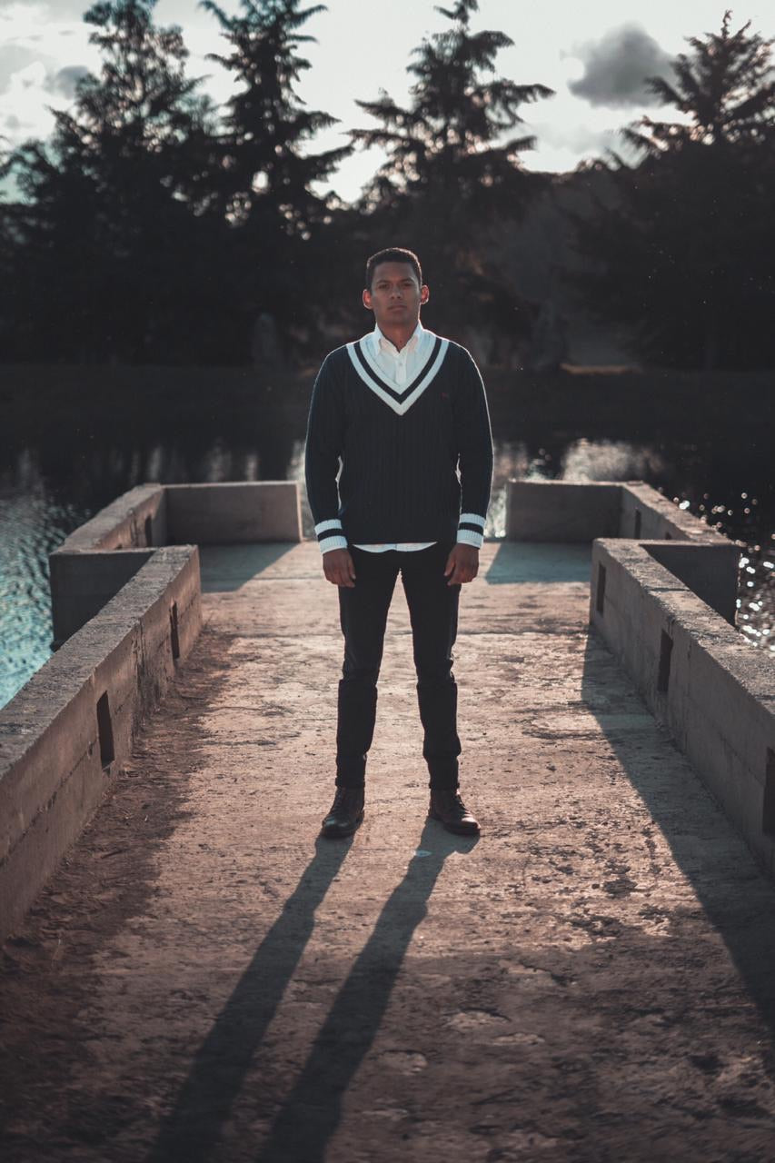 Suéter Porfirio Navy