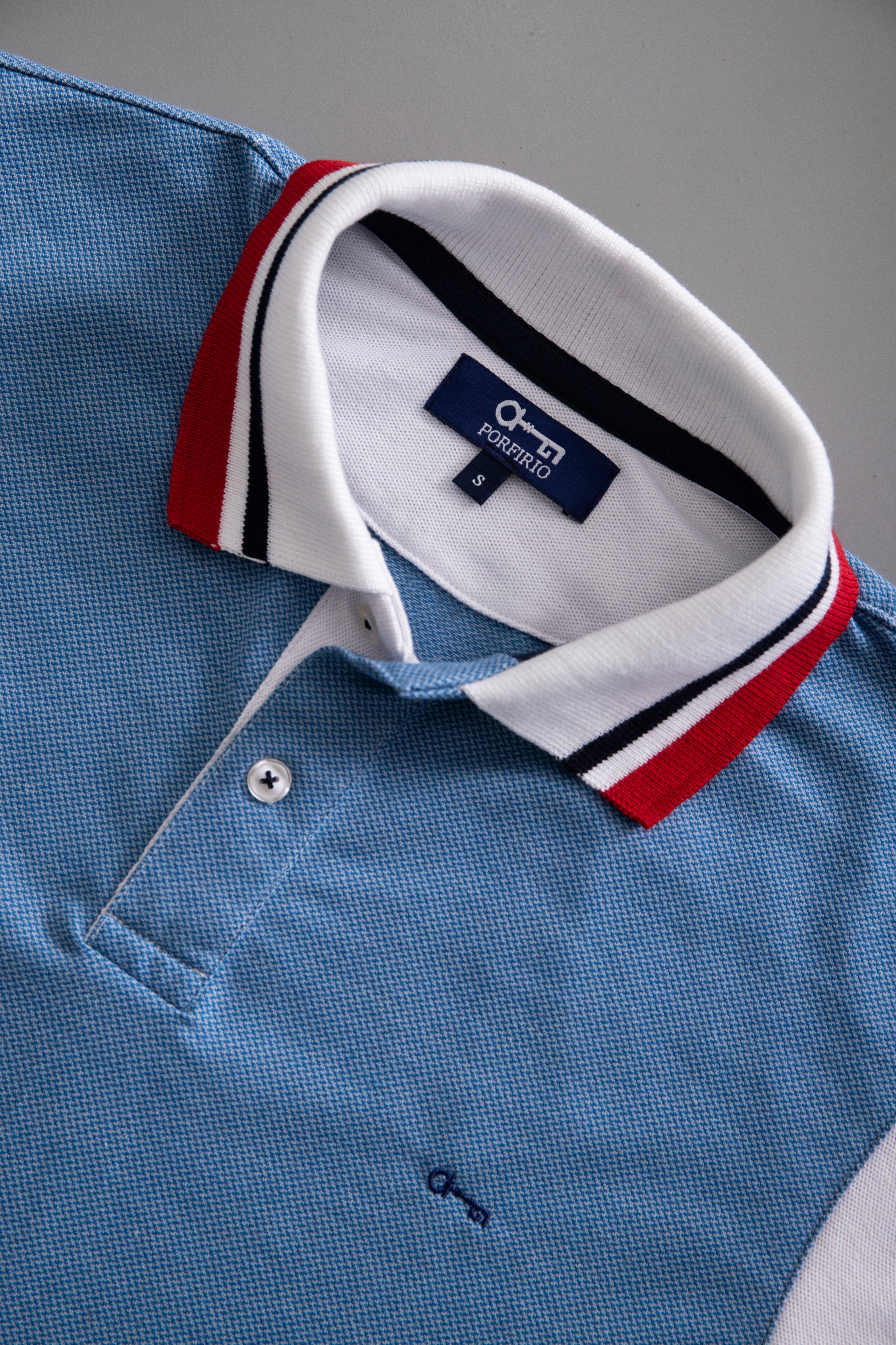 Polo Arrow Cielo